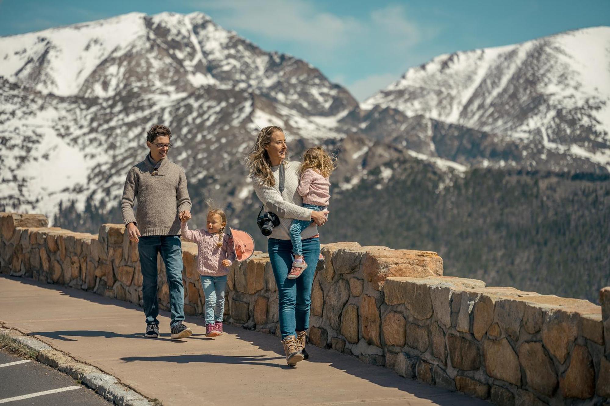 Holiday Inn Estes Park By Ihg Exterior photo